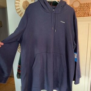 Woman’s Columbia hoodie,dark blue brand new smoke free
